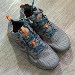 Columbia hiking boots